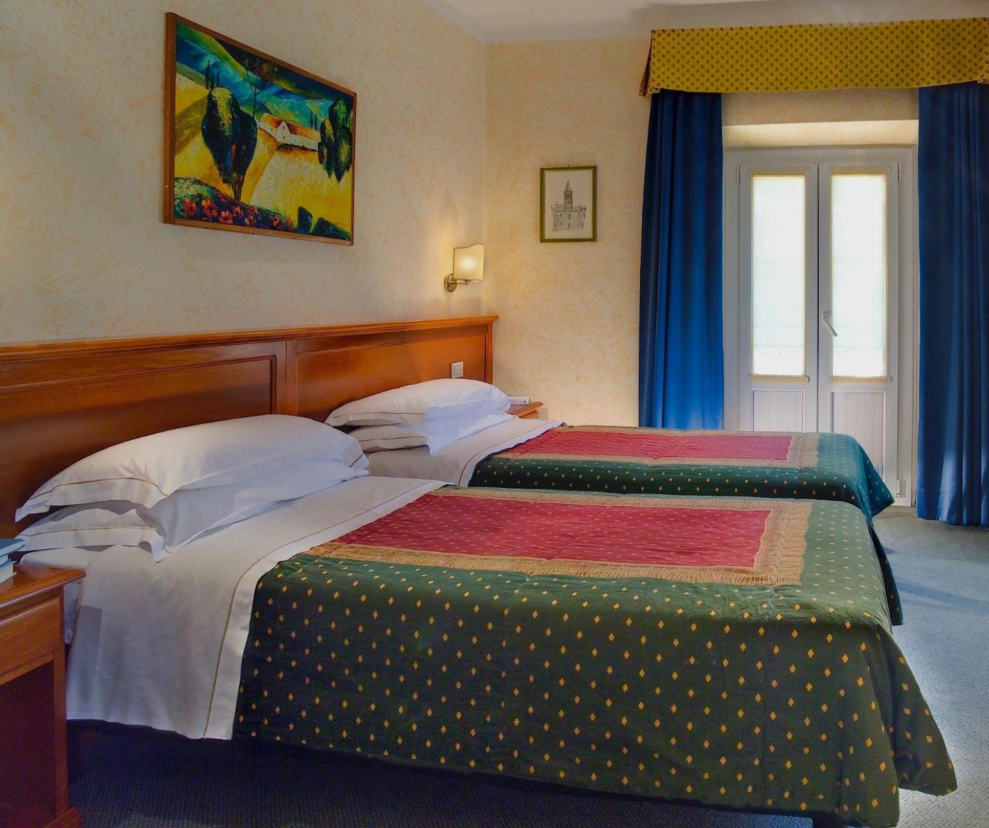 גרגננו Hotel Garni Riviera מראה חיצוני תמונה