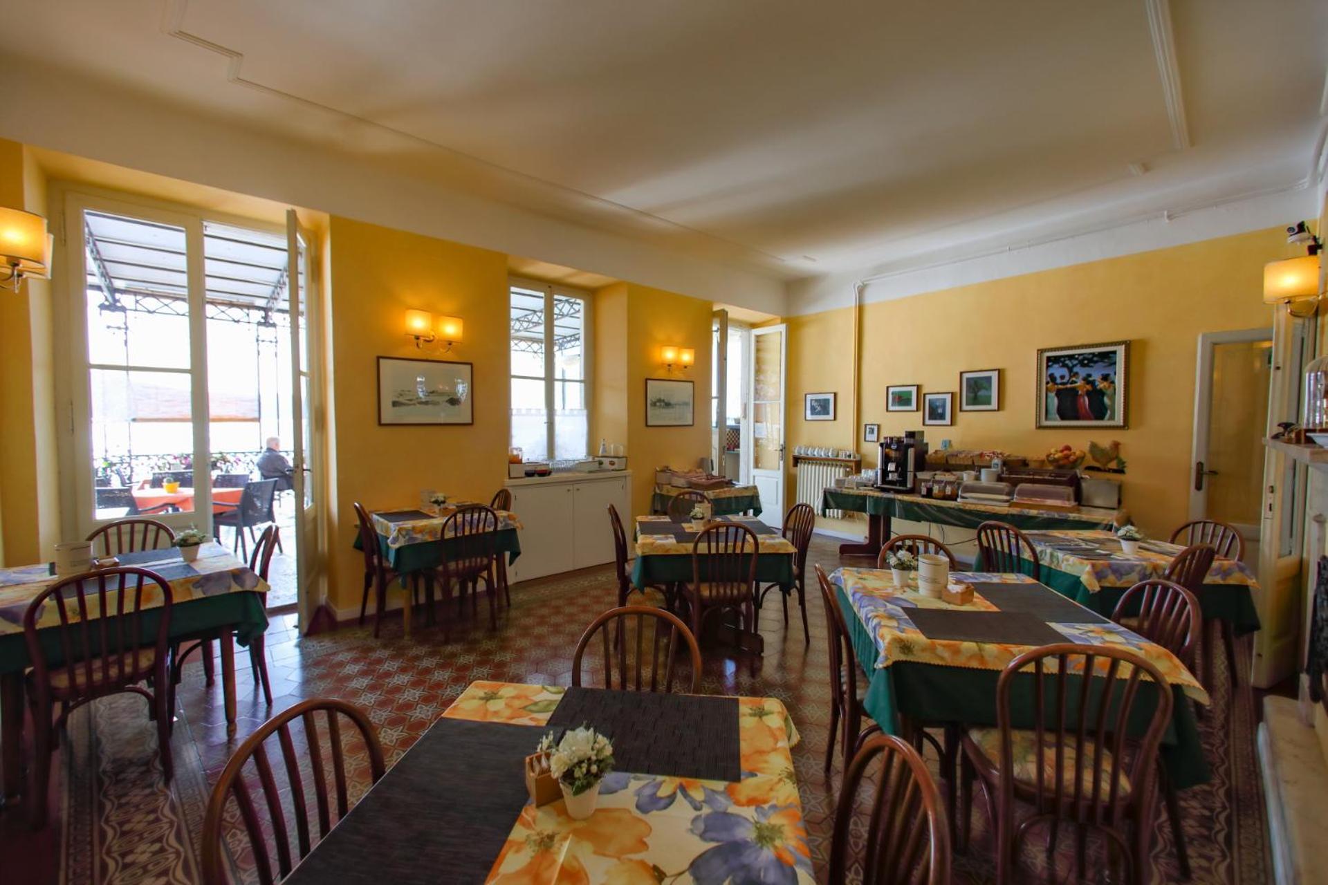 גרגננו Hotel Garni Riviera מראה חיצוני תמונה