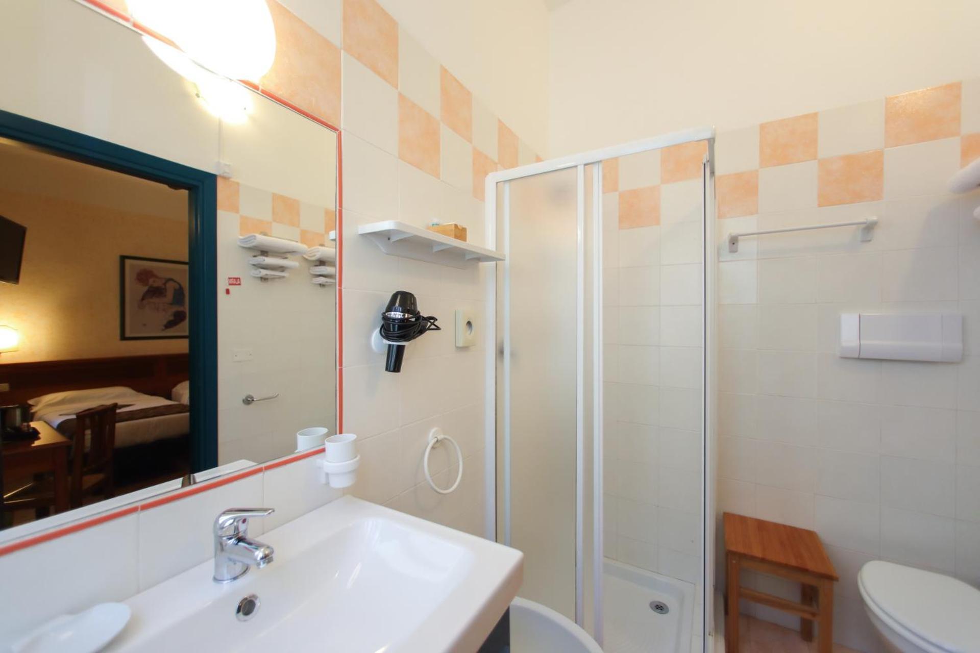 גרגננו Hotel Garni Riviera חדר תמונה